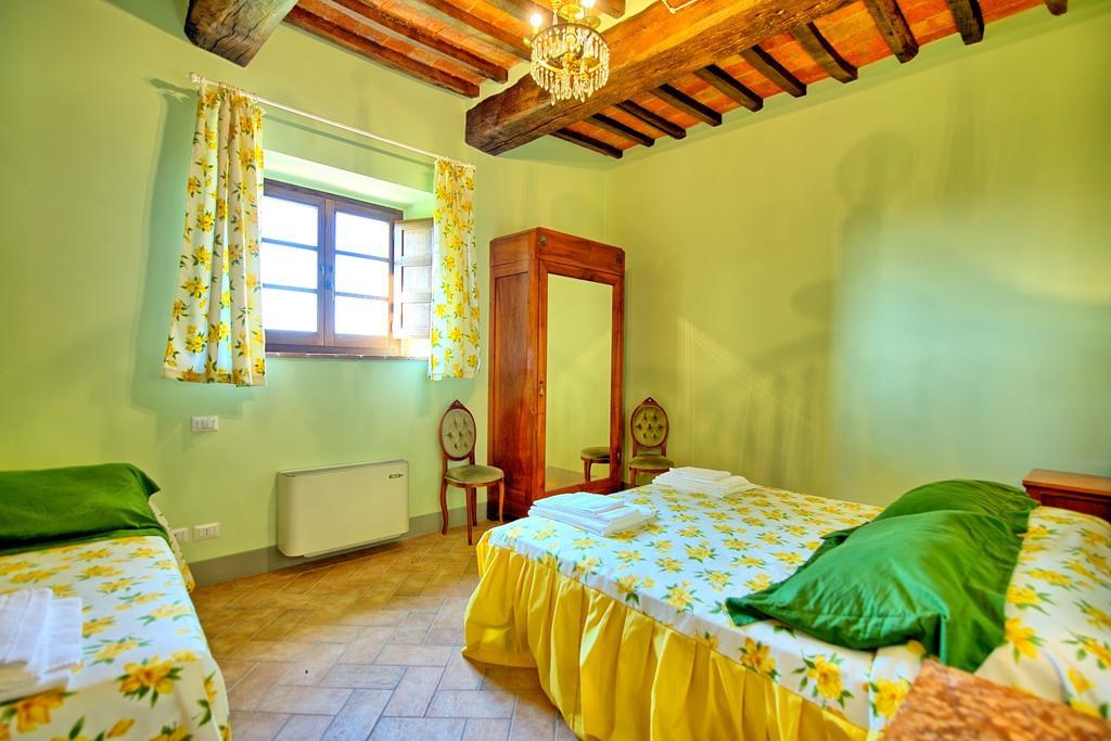 Romina By Posarellivillas Valiano Zimmer foto